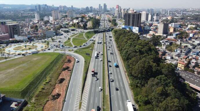 Viaoeste Prev Mil Carros No Feriado O Democrata