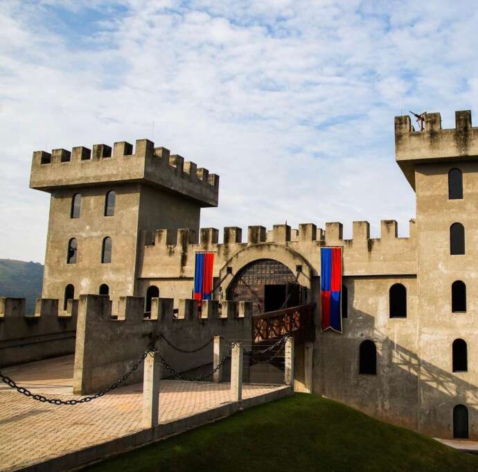 Descubra a magia do passado: Viva a experiência medieval dos seus sonhos no O Castelo em São Roque