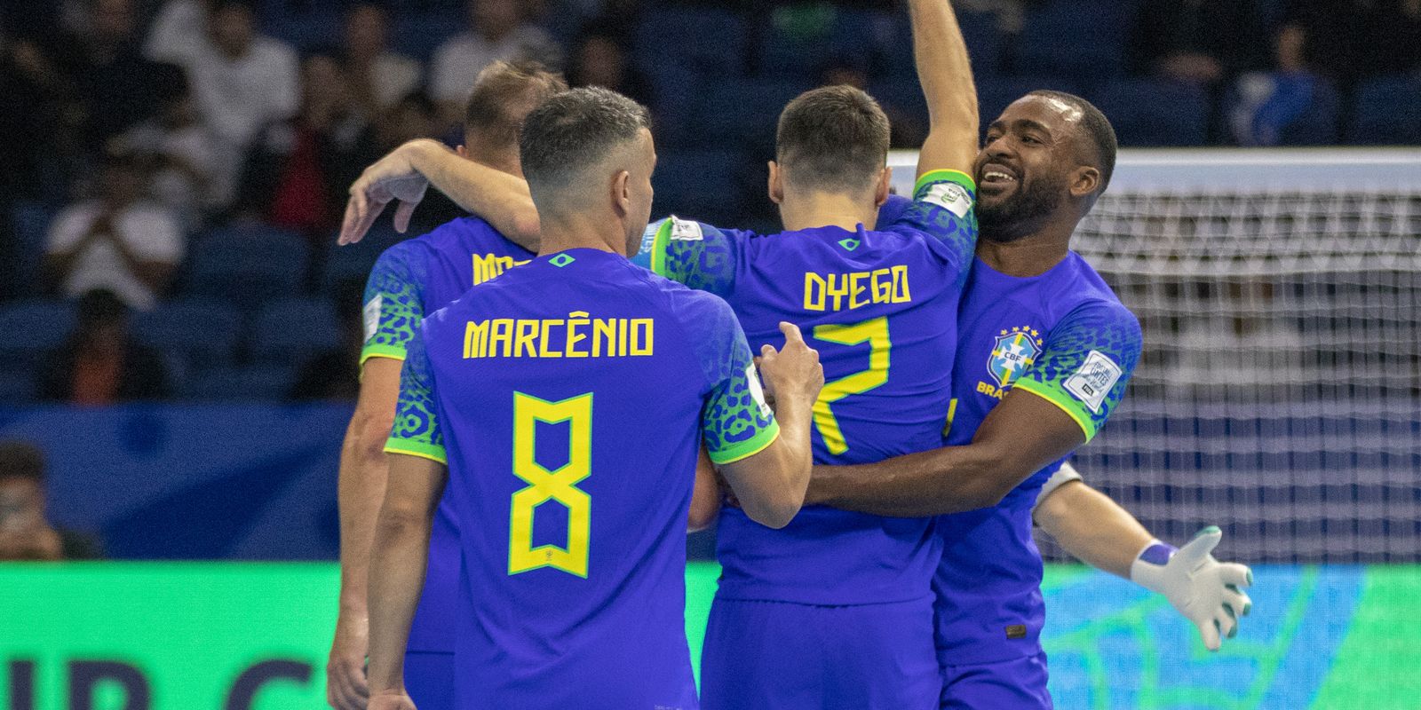 Brasil garante vaga na final da Copa do Mundo de futsal