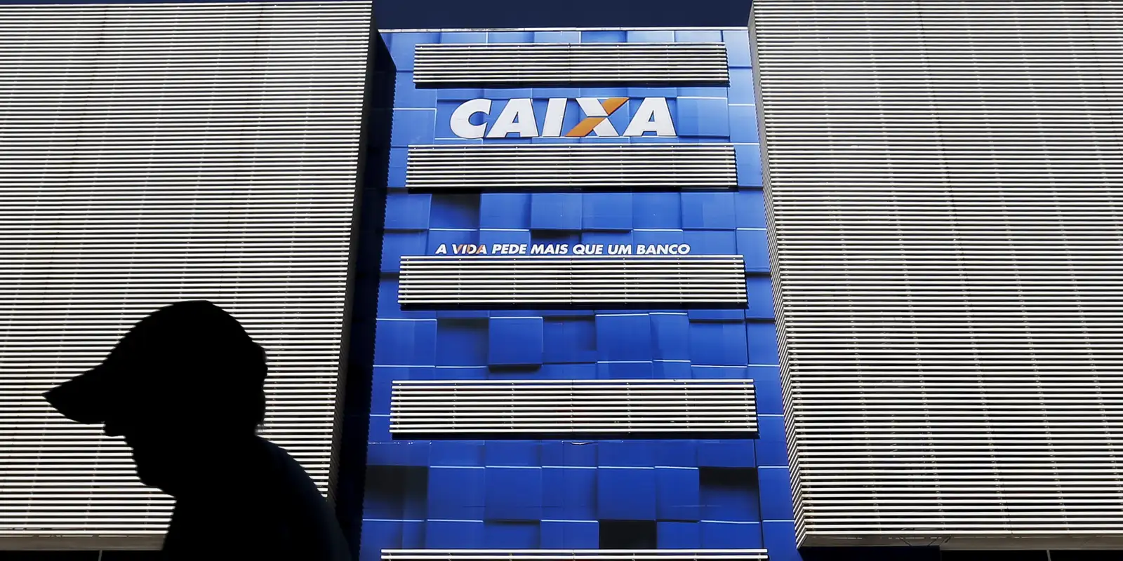 Caixa muda regras de financiamento de imóveis e eleva valor de entrada